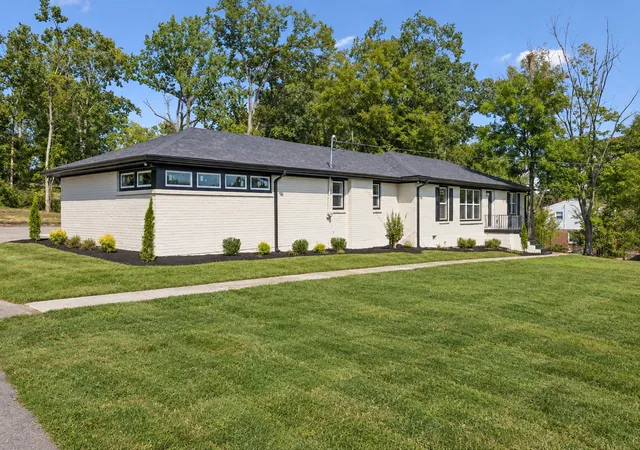 Photo 2 of Single family home for sale at 603 N Graycroft Ave, Madison, TN 37115 | MLS# 3592145 | Listing updated on 2026-09-21