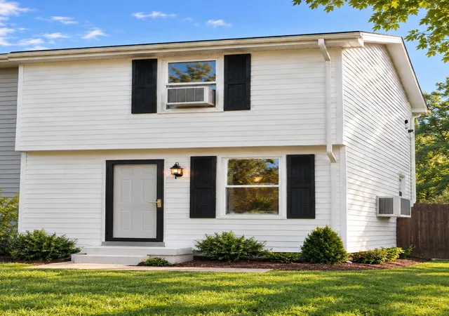 Photo 3 of Single family home for sale at 4814 Gillespie Dr, Antioch, TN 37013 | MLS# 3592101 | Listing updated on 2026-10-08