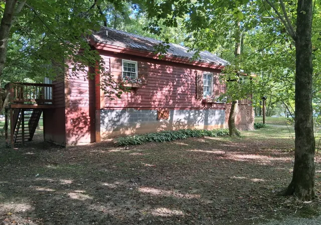 Photo 1 of Single family home for sale at 9852 Mullins Cvs Rd, Whitwell, TN 37397 | MLS# 3545956 | Listing updated on 2026-09-15