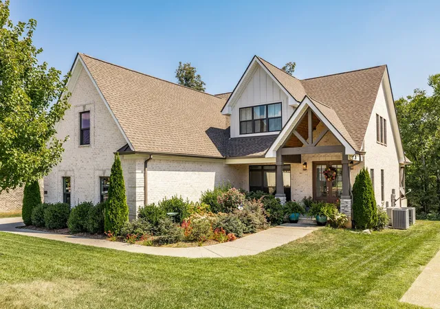Single family home for sale at 1221 Ben Forkum Dr, Lebanon, TN 37087 | MLS# 3597056