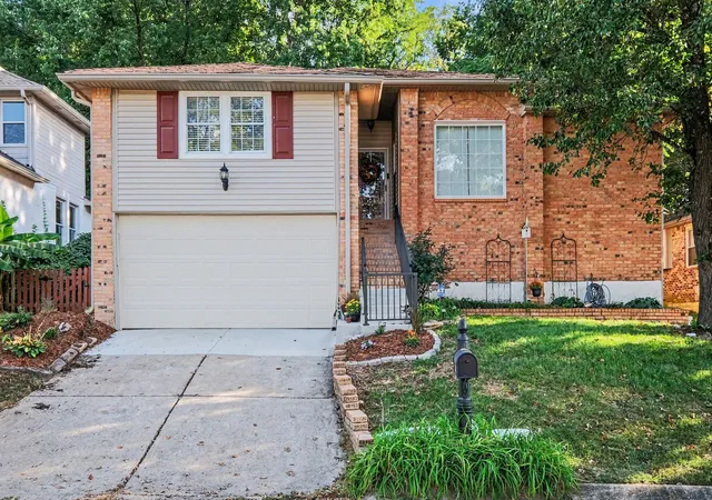 Photo 1 of Single family home for sale at 1201 Jacksons View Rd, Hermitage, TN 37076 | MLS# 3545978 | Listing updated on 2026-10-03