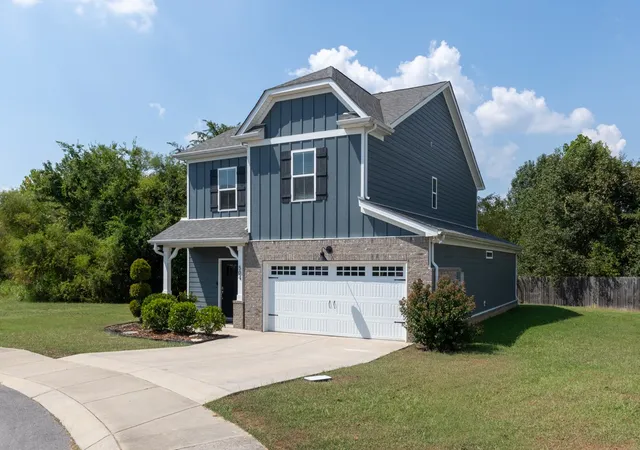 Photo 3 of Single family home for sale at 504 Stevens Ct, Lebanon, TN 37087 | MLS# 3546906 | Listing updated on 2026-09-12
