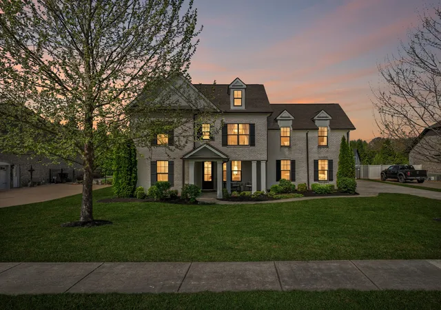 Photo 2 of Single family home for sale at 2833 Battleground Dr, Murfreesboro, TN 37129 | MLS# 3592124 | Listing updated on 2026-10-23