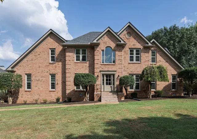 Photo 1 of Single family home for sale at 2202 Chadwick Ct, Mount Juliet, TN 37122 | MLS# 3592846 | Listing updated on 2026-10-30