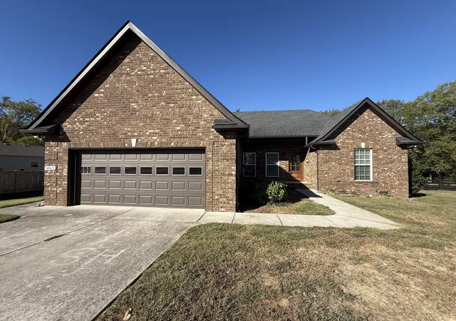 Single family home for sale at 5863 Villa Way, Chapel Hill, TN 37034 | MLS# 3618846