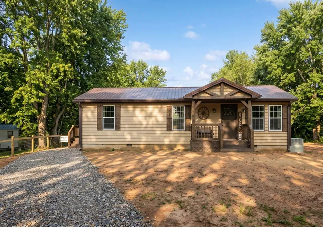 Photo 1 of Single family home for sale at 292 Harmony Rd, Gainesboro, TN 38562 | MLS# 3596568 | Listing updated on 2026-09-22