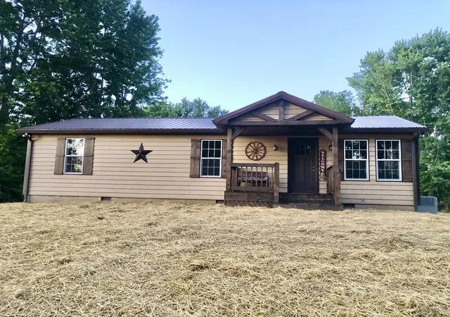 Photo 2 of Single family home for sale at 292 Harmony Rd, Gainesboro, TN 38562 | MLS# 3596568 | Listing updated on 2026-09-22