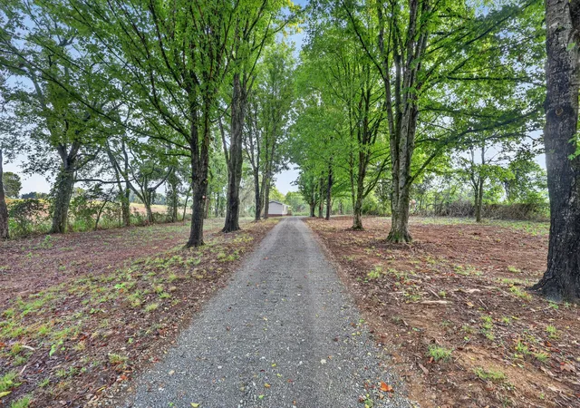 Photo 2 of Manufactured home for sale at 310 Carter Ln, Castalian Springs, TN 37031 | MLS# 3546771 | Listing updated on 2026-09-23