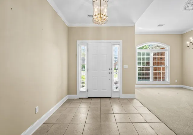 Listing Photo 4 - Condo for sale in building located at 123 Magnolia Gln Cir, Manchester, TN 37355