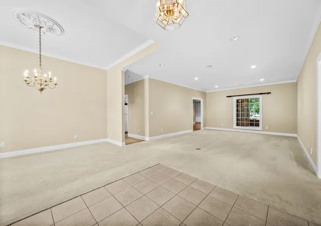 Listing Photo 5 - Condo for sale in building located at 123 Magnolia Gln Cir, Manchester, TN 37355