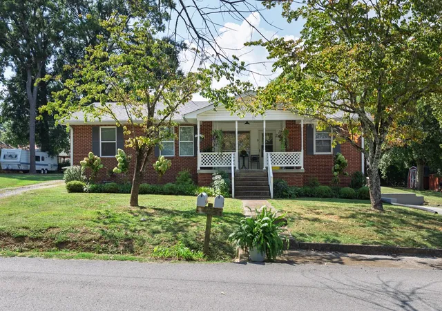 Photo 2 of Multi family home for sale at 1116 Langwood Dr, Gallatin, TN 37066 | MLS# 3546946 | Listing updated on 2026-09-13