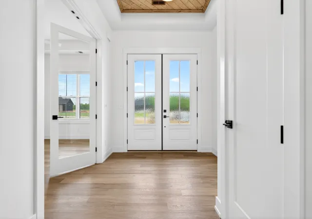 Photo 4 of Single family home for sale at 2 Pace Rd, Clarksville, TN 37043 | MLS# 3546545 | Listing updated on 2026-09-12