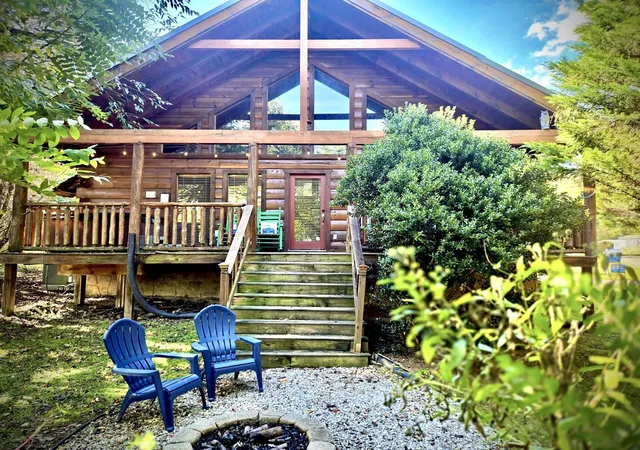 Photo 1 of Single family home for sale at 3022 Hatcher Mountain Rd, Sevierville, TN 37862 | MLS# 3546058 | Listing updated on 2026-10-02