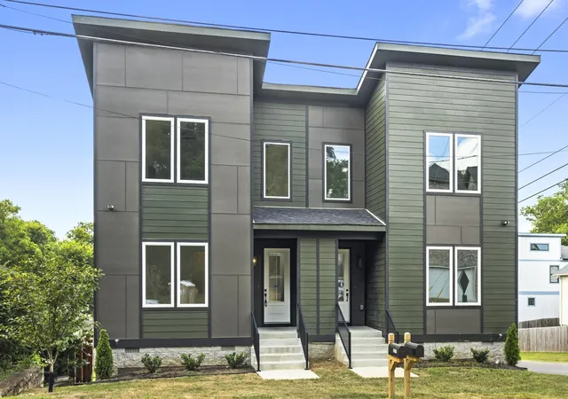 Photo 3 of Townhouse for sale at 2211 18th Avenue N, Nashville, TN 37208 | MLS# 3546832 | Listing updated on 2026-10-05