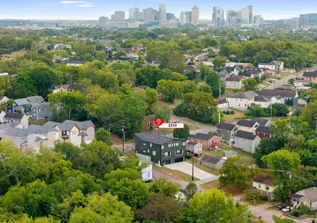Townhouse for sale at 2213 18th Avenue N, Nashville, TN 37208 | MLS# 3546831