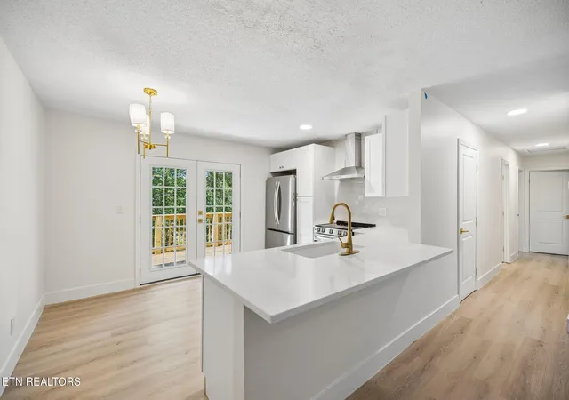 Photo 4 of Single family home for sale at 6409 Shrewsbury Dr, Knoxville, TN 37921 | MLS# 3546079 | Listing updated on 2026-09-17