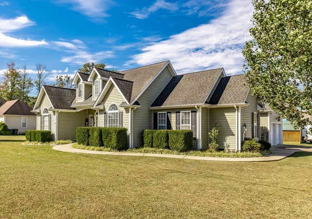 Photo 3 of Single family home for sale at 486 Jim Courtney Rd, Portland, TN 37148 | MLS# 3609975 | Listing updated on 2026-10-06