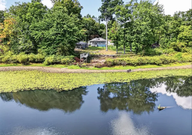 Photo 1 of Single family home for sale at 980 Sharon Cir, Crossville, TN 38572 | MLS# 3546438 | Listing updated on 2026-10-21