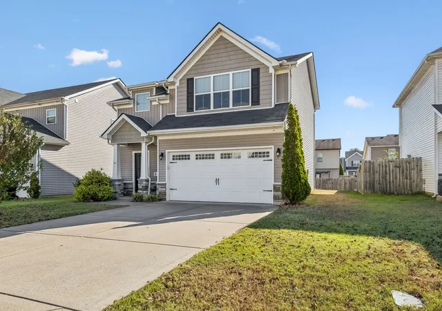 Photo 2 of Single family home for sale at 1712 Sunray Dr, Murfreesboro, TN 37127 | MLS# 3619715 | Listing updated on 2026-10-16