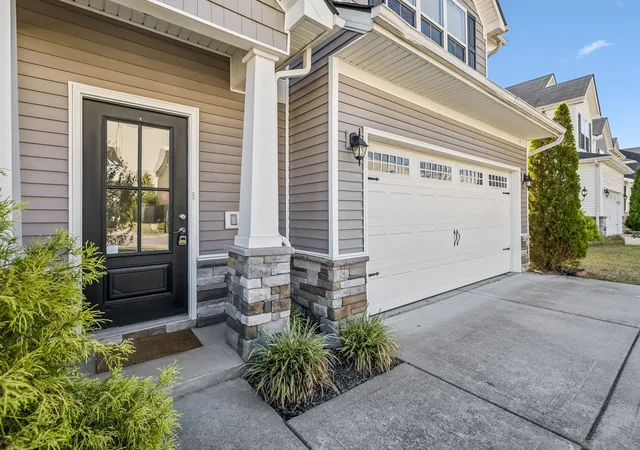 Photo 4 of Single family home for sale at 1712 Sunray Dr, Murfreesboro, TN 37127 | MLS# 3619715 | Listing updated on 2026-10-16