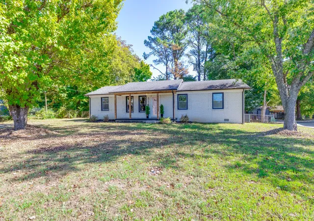 Photo 2 of Single family home for sale at 514 Tinsley Ln, Columbia, TN 38401 | MLS# 3620580 | Listing updated on 2026-10-28