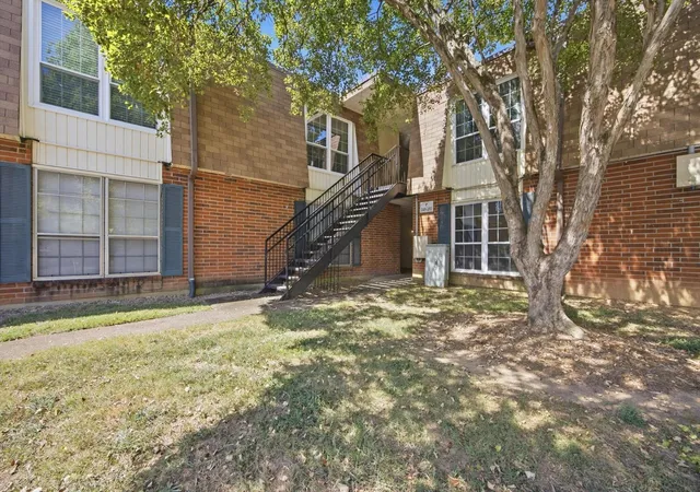 Single family home for sale at 900 Mountain Crk Rd #P247, Chattanooga, TN 37405 | MLS# 3546150