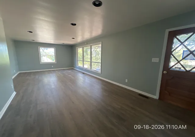 Photo 3 of Single family home for sale at 864 Tom Osborne Rd, Columbia, TN 38401 | MLS# 3546837 | Listing updated on 2026-09-29