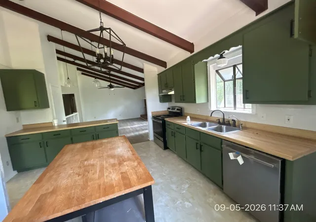 Photo 3 of Single family home for sale at 864 Tom Osborne Rd, Columbia, TN 38401 | MLS# 3546837 | Listing updated on 2026-09-29