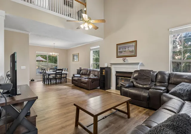 Photo 3 of Single family home for sale at 208 Bateman Ave, Franklin, TN 37067 | MLS# 3598764 | Listing updated on 2026-09-25