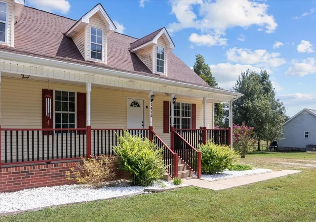 Photo 3 of Single family home for sale at 1470 Rock Church Rd, Dickson, TN 37055 | MLS# 3546259 | Listing updated on 2026-09-12