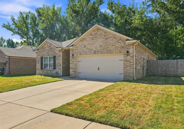 Photo 3 of Single family home for sale at 5163 Shellback Dr, Millington, TN 38053 | MLS# 3546246 | Listing updated on 2026-09-15