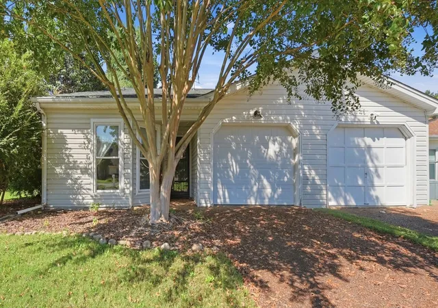 Photo 2 of Townhouse for sale at 1251 Greenbrook Ln, Hixson, TN 37343 | MLS# 3546266 | Listing updated on 2026-09-16
