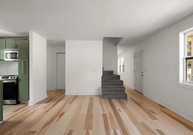 Photo 4 of Single family home for sale at 2513 Bethwood Dr, Nashville, TN 37207 | MLS# 3546978 | Listing updated on 2026-09-18