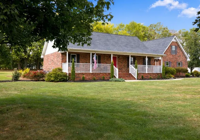 Photo 1 of Single family home for sale at 9011 Dandelion Dr, Murfreesboro, TN 37129 | MLS# 3546306 | Listing updated on 2026-10-07