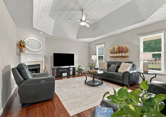 Photo 3 of Single family home for sale at 9011 Dandelion Dr, Murfreesboro, TN 37129 | MLS# 3546306 | Listing updated on 2026-10-07
