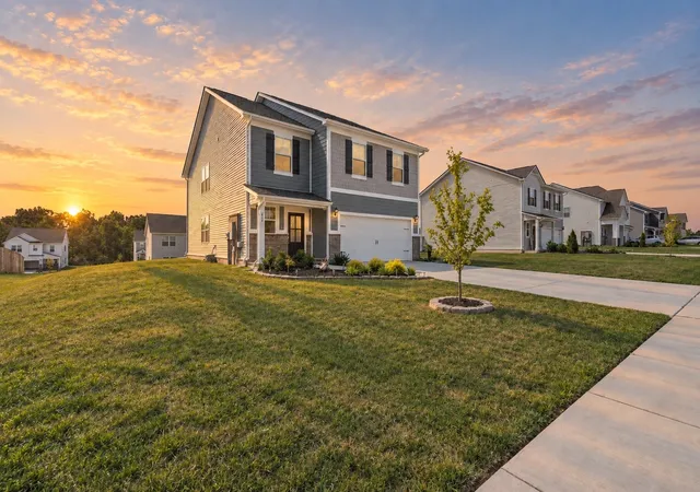 Photo 2 of Single family home for sale at 624 Emerson Ln, Westmoreland, TN 37186 | MLS# 3596410 | Listing updated on 2026-09-29