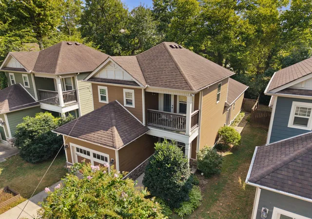 Photo 1 of Single family home for sale at 1306 Chester Ave, Nashville, TN 37206 | MLS# 3596627 | Listing updated on 2026-10-04
