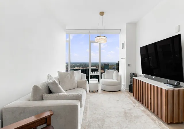 Photo 3 of Condo for sale at 515 Church St #3109, Nashville, TN 37219 | MLS# 3598340 | Listing updated on 2026-09-25
