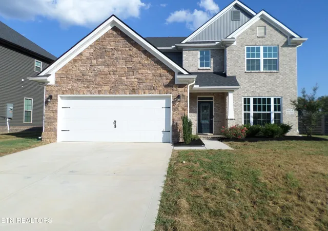 Single family home for sale at 8834 Yellow Aster Rd, Knoxville, TN 37931 | MLS# 3546486
