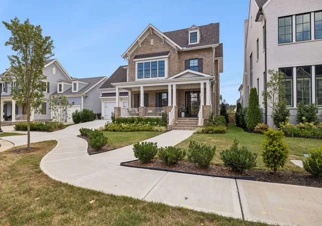 Photo 3 of Single family home for sale at 3133 Long Branch Cir, Franklin, TN 37064 | MLS# 3547107 | Listing updated on 2026-09-15