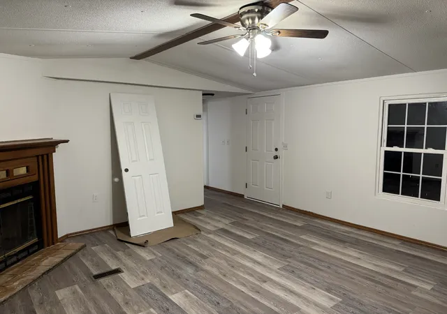 Photo 3 of Multi family home for sale at 10926 Old County Line Rd, Bon Aqua, TN 37025 | MLS# 3546753 | Listing updated on 2026-10-09