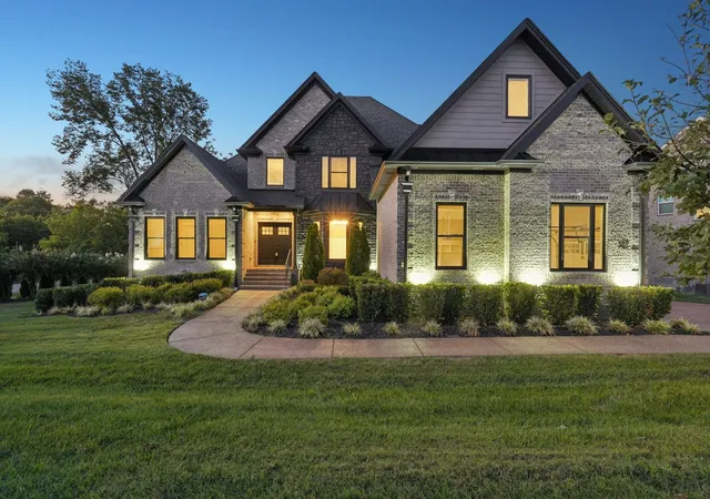 Single family home for sale at 1003 Quillen Way, Lebanon, TN 37087 | MLS# 3547115