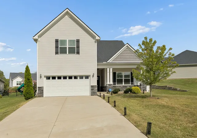 Photo 2 of Single family home for sale at 436 Zeffer Ct, Spring Hill, TN 37174 | MLS# 3591949 | Listing updated on 2026-10-06
