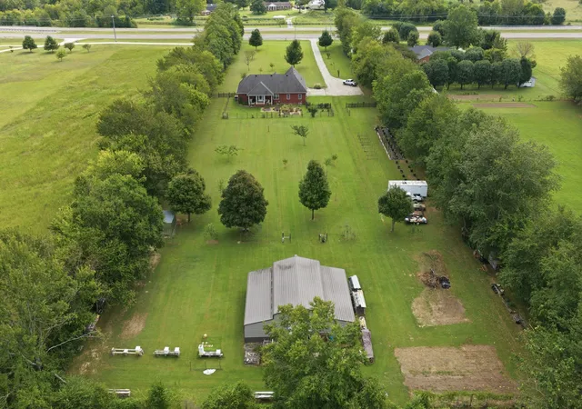 Photo 32 of Single family home for sale at 8070 New Lawrenceburg Hwy, Mount Pleasant, TN 38474 | MLS# 3546849 | Listing updated on 2026-09-13