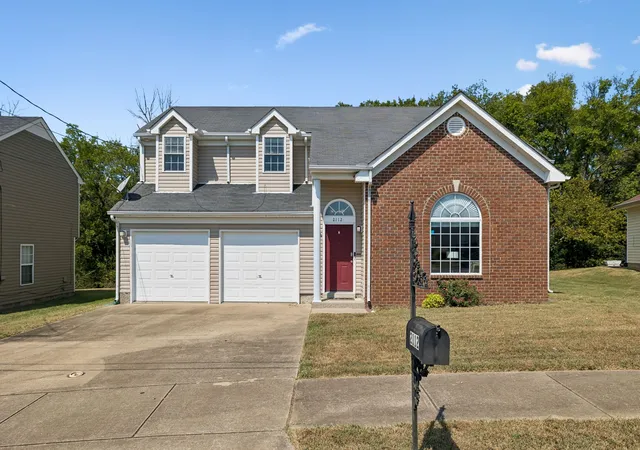 Photo 1 of Single family home for sale at 2112 Candlebrook Ct, Madison, TN 37115 | MLS# 3602917 | Listing updated on 2026-10-08