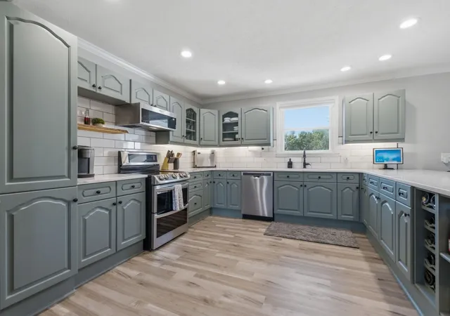 Photo 2 of Single family home for sale at 79 Hill St E, Mount Juliet, TN 37122 | MLS# 3546624 | Listing updated on 2026-09-13