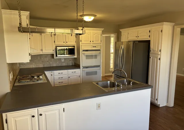 Photo 4 of Single family home for sale at 2006 Spring Meadow Cir, Spring Hill, TN 37174 | MLS# 3546633 | Listing updated on 2026-10-09