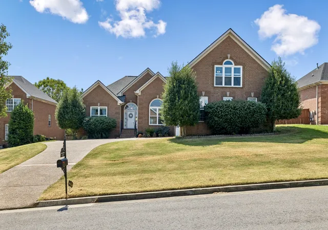 Photo 1 of Single family home for sale at 5636 Cedar Rock Dr, Nashville, TN 37211 | MLS# 3598240 | Listing updated on 2026-10-20