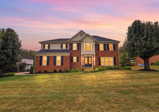 Photo 2 of Single family home for sale at 703 Helmsdale Pl S, Brentwood, TN 37027 | MLS# 3594087 | Listing updated on 2026-10-03