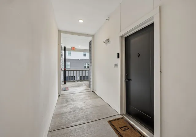 Photo 2 of Condo for sale at 1540 Lebanon Pike #215, Nashville, TN 37210 | MLS# 3547100 | Listing updated on 2026-09-12